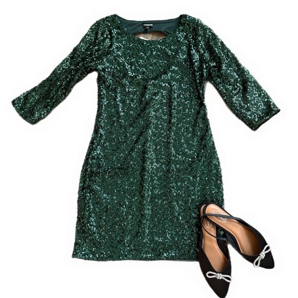 Express Dresses & Skirts - Express HOLIDAY sequin green dress size 10. NWT